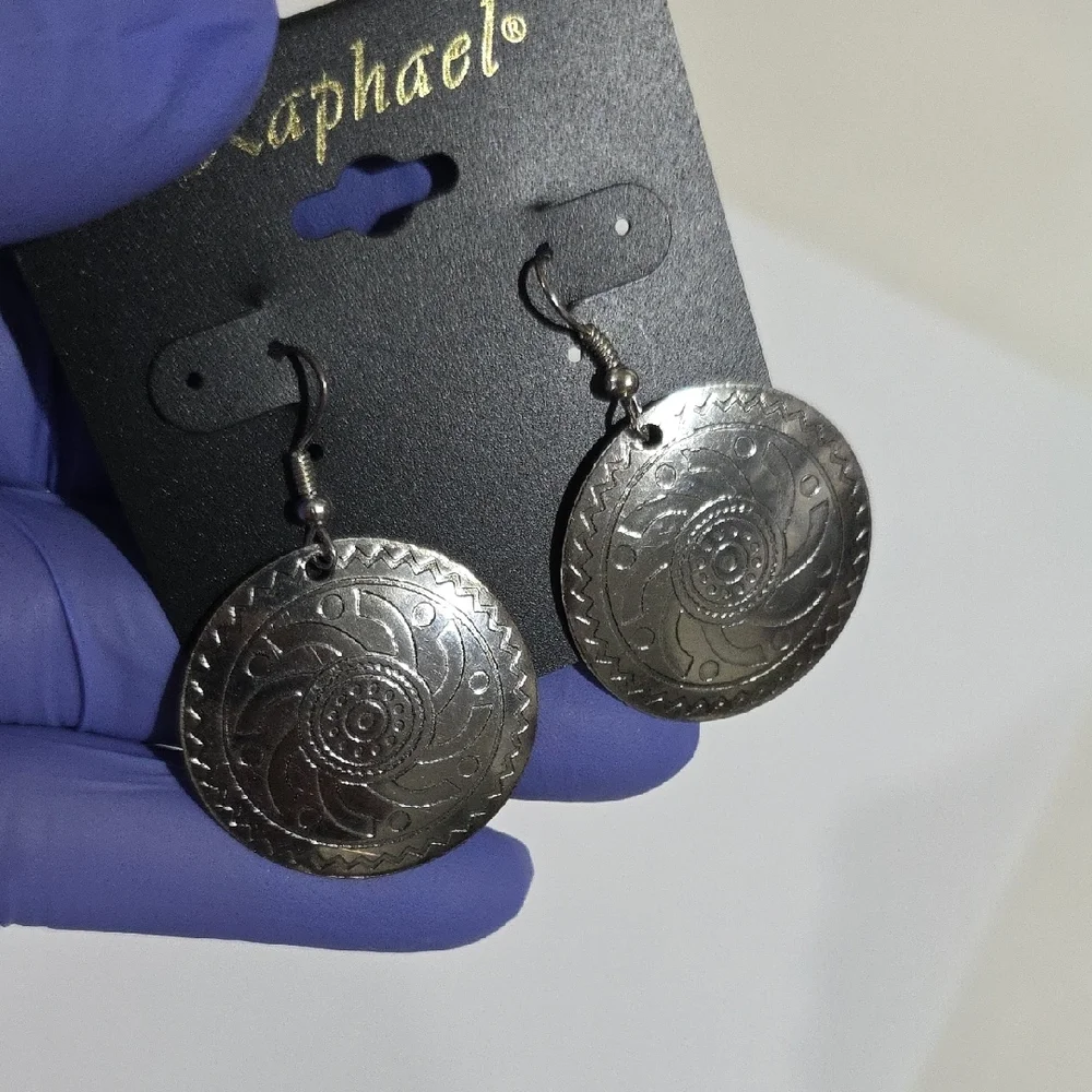 Intricate Silver Drop Earrings – Lightweight Women’s Fashion Statement Jewelry